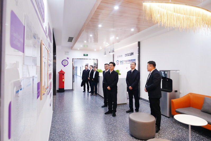 常州市委书记王剑锋来校调研指导...